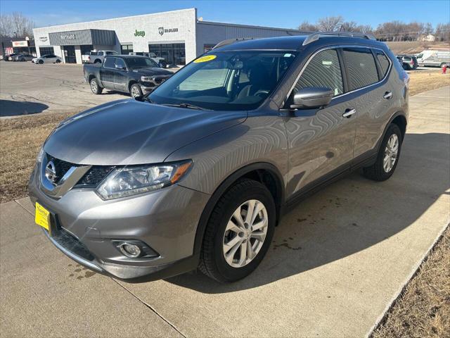 2016 Nissan Rogue SV