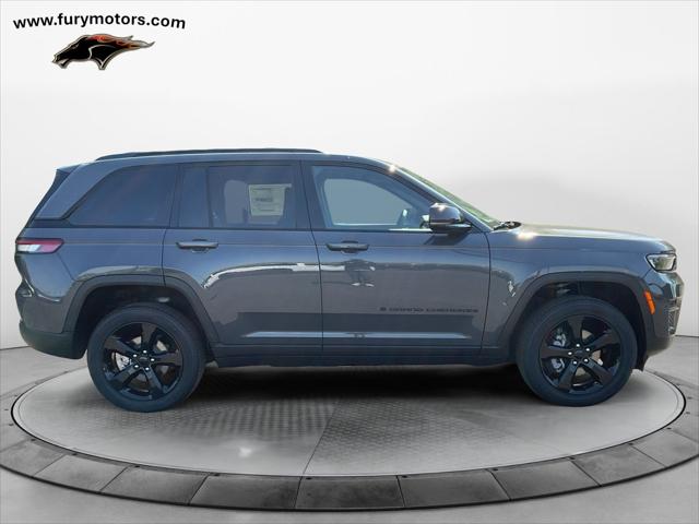 2025 Jeep Grand Cherokee GRAND CHEROKEE ALTITUDE 4X4