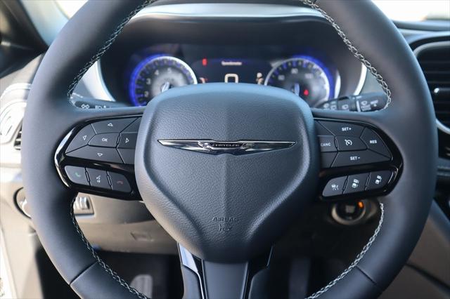 2025 Chrysler Pacifica PACIFICA LIMITED