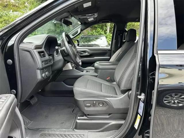2023 Chevrolet Suburban 4WD LS