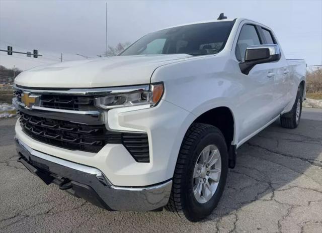 2022 Chevrolet Silverado 1500 4WD Double Cab Standard Bed LT
