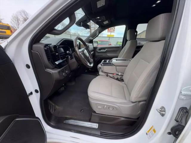 2022 Chevrolet Silverado 1500 4WD Double Cab Standard Bed LT