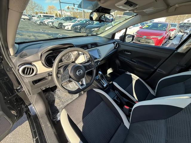 2021 Nissan Versa SV Xtronic CVT