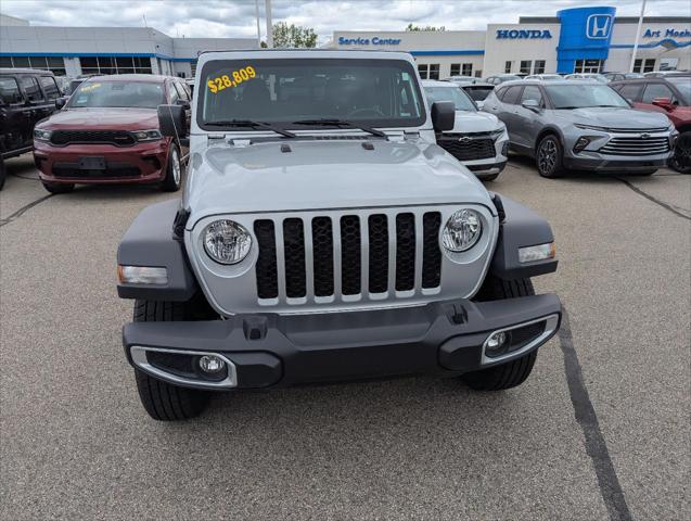 Used 2023 Jeep Gladiator For Sale in Jackson, MI