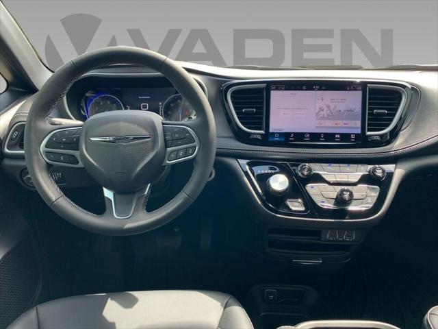 2025 Chrysler Pacifica PACIFICA SELECT