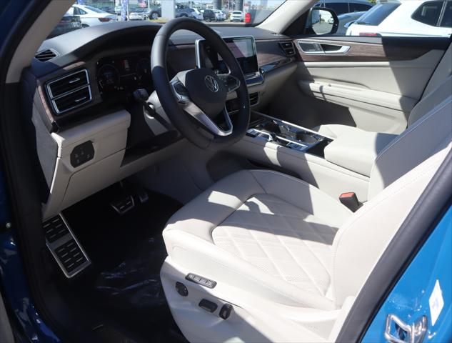2025 Volkswagen Atlas 2.0T SEL Premium R-Line