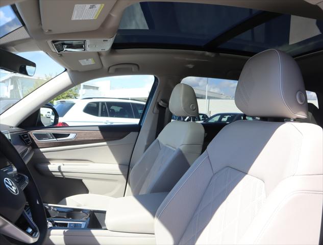2025 Volkswagen Atlas 2.0T SEL Premium R-Line