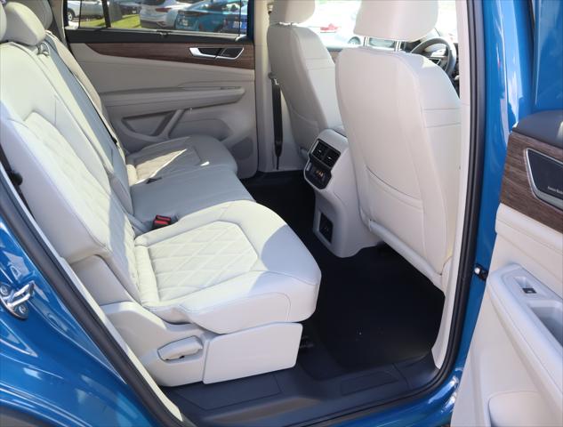 2025 Volkswagen Atlas 2.0T SEL Premium R-Line