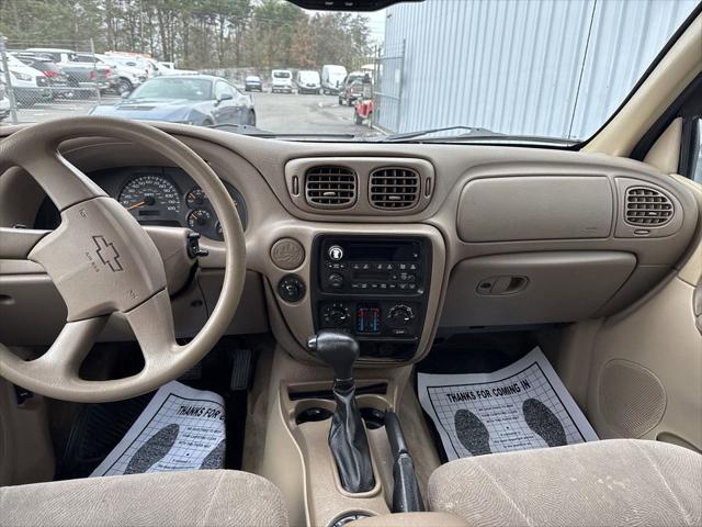 Used 2004 Chevrolet TrailBlazer For Sale in Muscle Shoals, AL