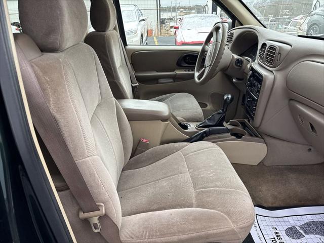 Used 2004 Chevrolet TrailBlazer For Sale in Muscle Shoals, AL