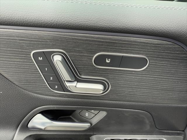 2025 Mercedes-Benz GLB GLB 250