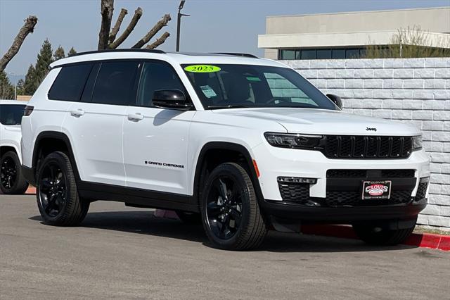 2025 Jeep Grand Cherokee GRAND CHEROKEE L LIMITED 4X4