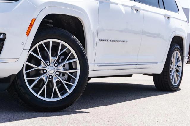 2025 Jeep Grand Cherokee GRAND CHEROKEE L SUMMIT 4X4