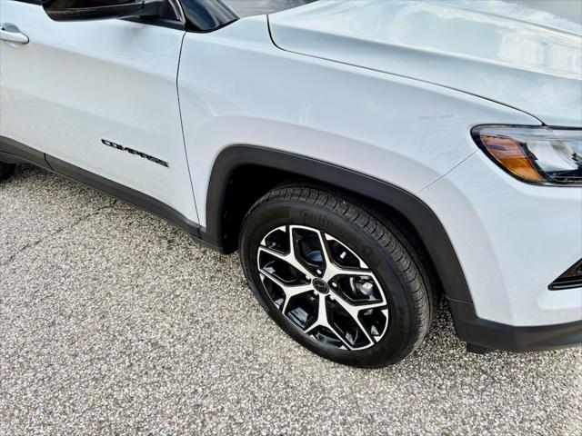 2025 Jeep Compass COMPASS LIMITED 4X4