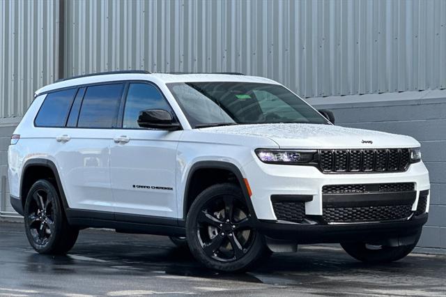 2025 Jeep Grand Cherokee GRAND CHEROKEE L ALTITUDE X 4X4