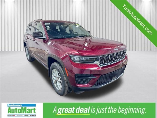 2025 Jeep Grand Cherokee GRAND CHEROKEE LAREDO X 4X4