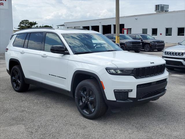 2025 Jeep Grand Cherokee GRAND CHEROKEE L LIMITED 4X4