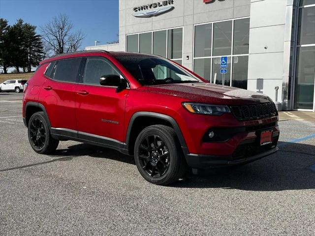 2025 Jeep Compass COMPASS LATITUDE 4X4