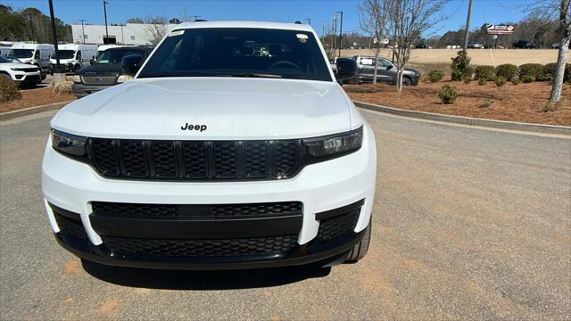 2025 Jeep Grand Cherokee GRAND CHEROKEE L ALTITUDE X 4X4