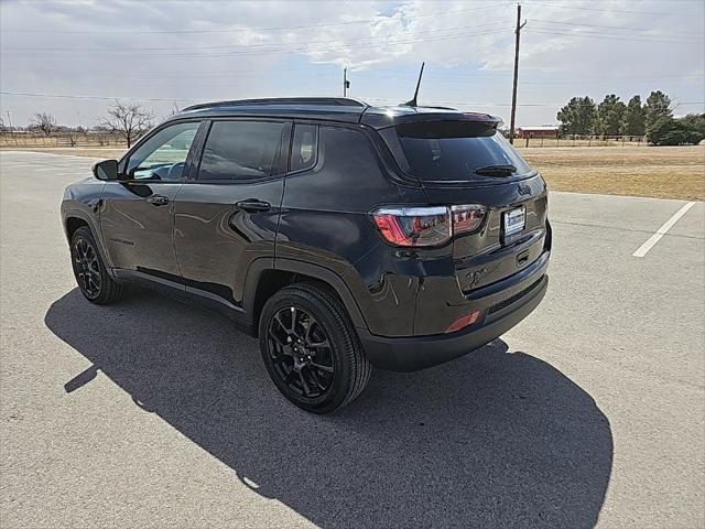 2025 Jeep Compass COMPASS LATITUDE 4X4