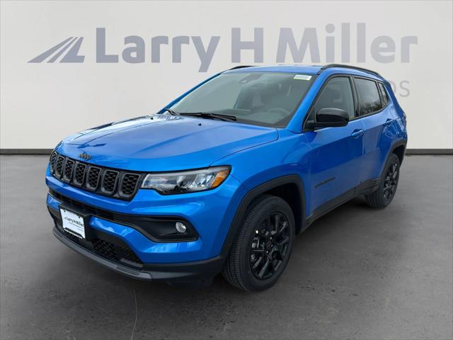 2025 Jeep Compass COMPASS LATITUDE 4X4