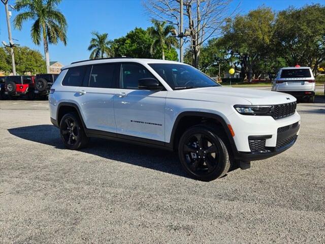 2025 Jeep Grand Cherokee GRAND CHEROKEE L ALTITUDE 4X2