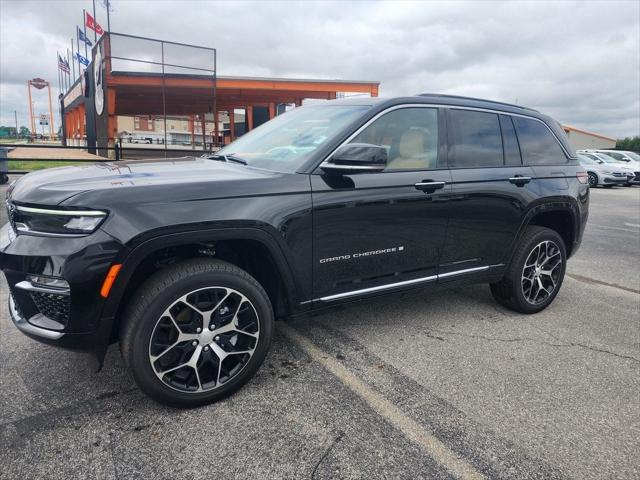2025 Jeep Grand Cherokee GRAND CHEROKEE SUMMIT RESERVE 4X4