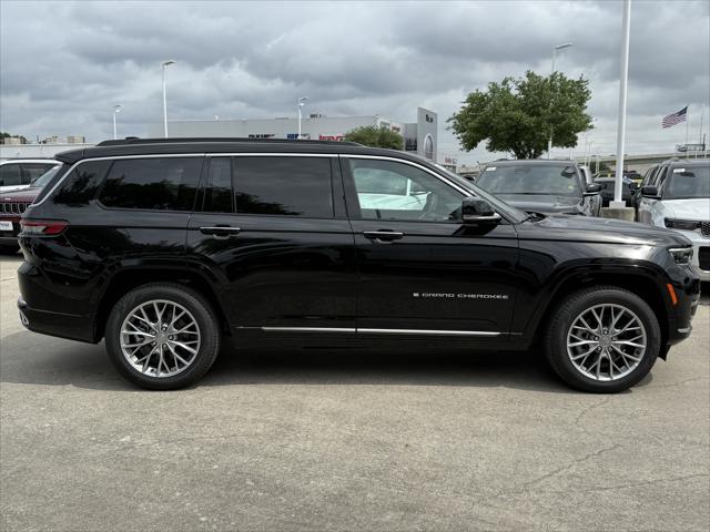 2025 Jeep Grand Cherokee GRAND CHEROKEE L SUMMIT 4X4