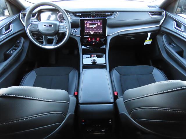 2025 Jeep Grand Cherokee GRAND CHEROKEE L ALTITUDE X 4X2
