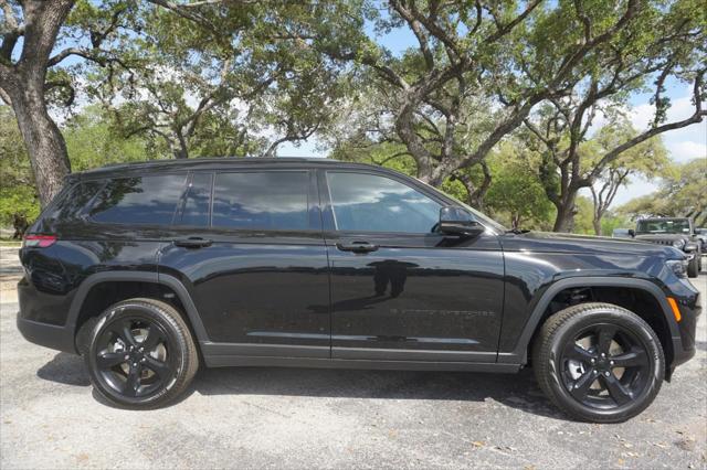 2025 Jeep Grand Cherokee GRAND CHEROKEE L LIMITED 4X2