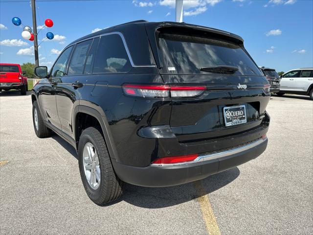 2025 Jeep Grand Cherokee GRAND CHEROKEE LAREDO 4X2