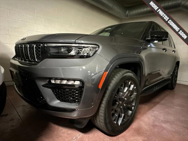 2025 Jeep Grand Cherokee GRAND CHEROKEE SUMMIT RESERVE 4X4