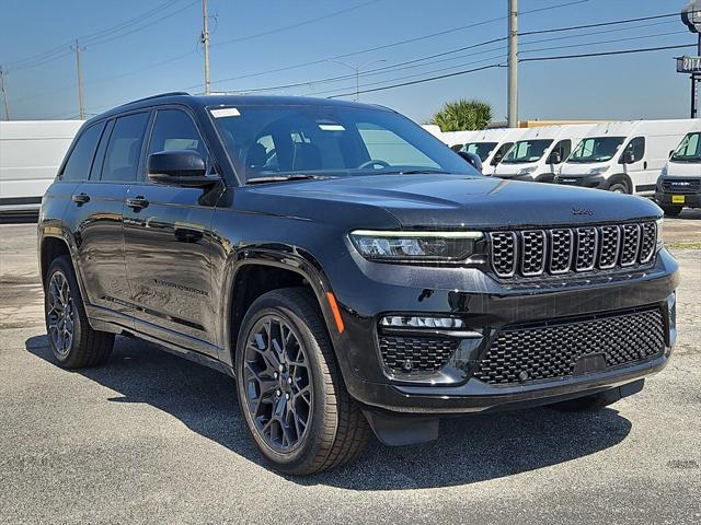 2025 Jeep Grand Cherokee GRAND CHEROKEE SUMMIT RESERVE 4X4