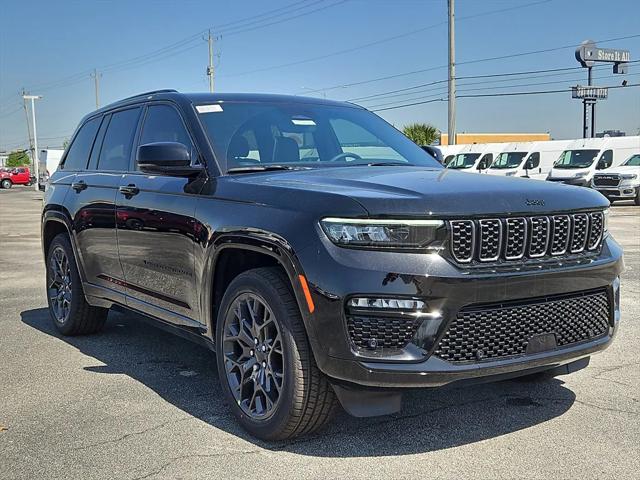 2025 Jeep Grand Cherokee GRAND CHEROKEE SUMMIT RESERVE 4X4