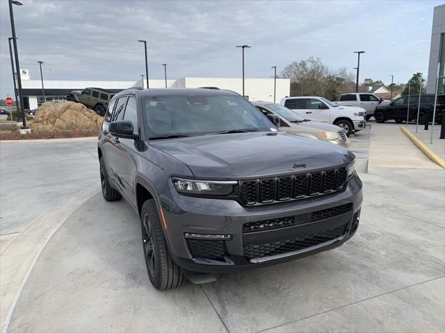 2025 Jeep Grand Cherokee GRAND CHEROKEE L LIMITED 4X4
