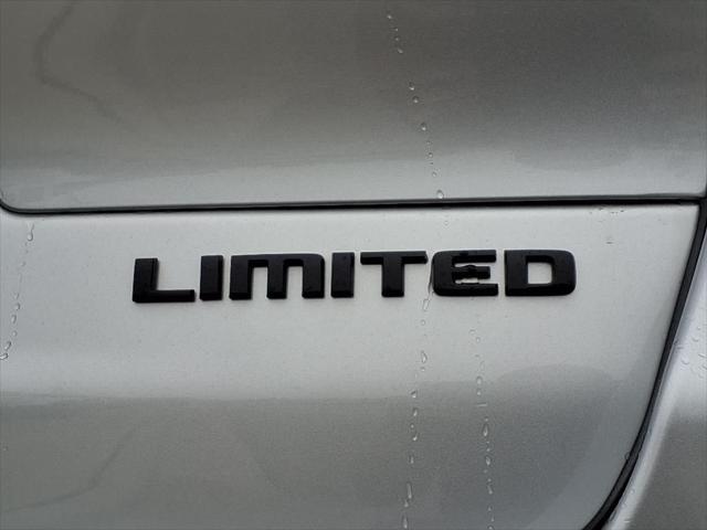 2025 Jeep Grand Cherokee GRAND CHEROKEE L LIMITED 4X2