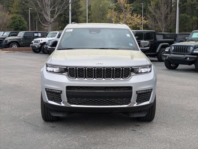 2025 Jeep Grand Cherokee GRAND CHEROKEE L LIMITED 4X4