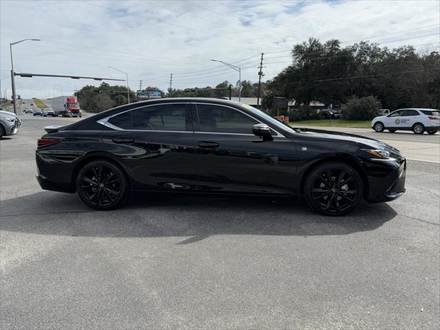 2024 Lexus ES 350 F SPORT Handling