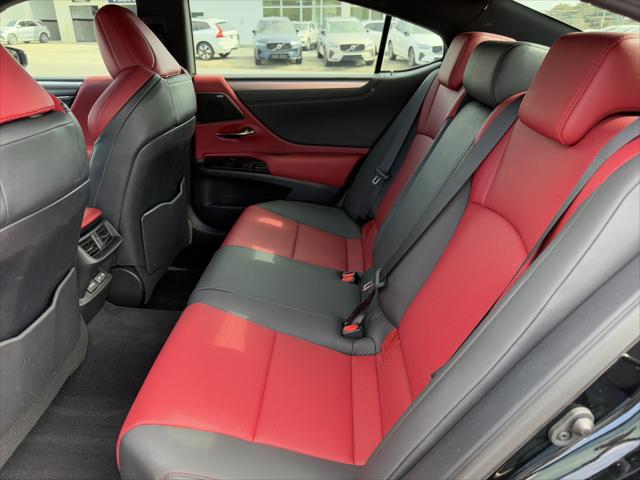 2024 Lexus ES 350 F SPORT Handling
