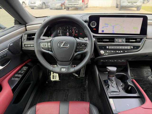 2024 Lexus ES 350 F SPORT Handling