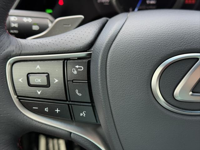 2024 Lexus ES 350 F SPORT Handling