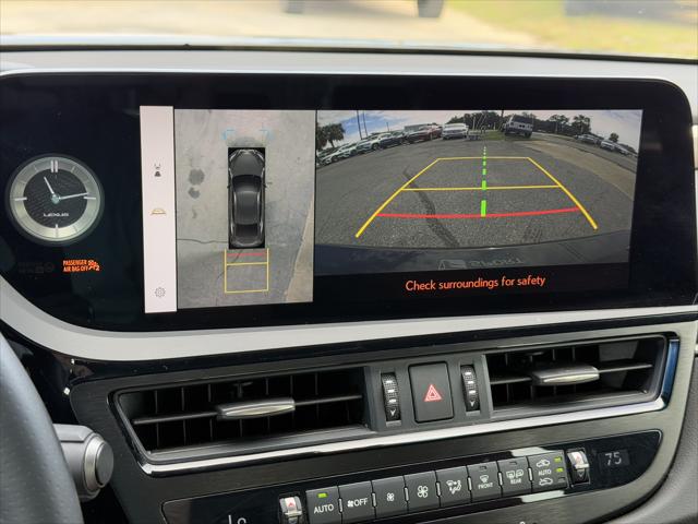 2024 Lexus ES 350 F SPORT Handling
