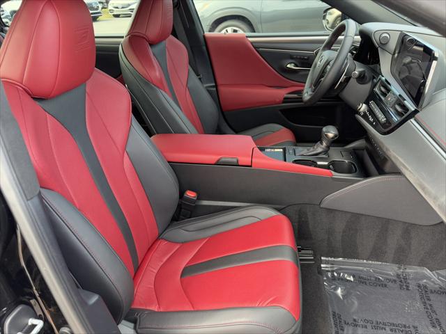 2024 Lexus ES 350 F SPORT Handling