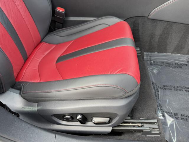 2024 Lexus ES 350 F SPORT Handling