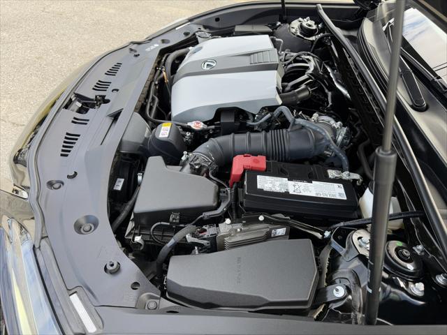 2024 Lexus ES 350 F SPORT Handling