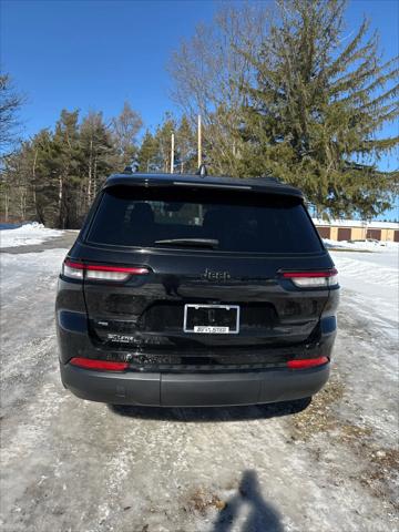 2022 Jeep Grand Cherokee L Altitude 4x4