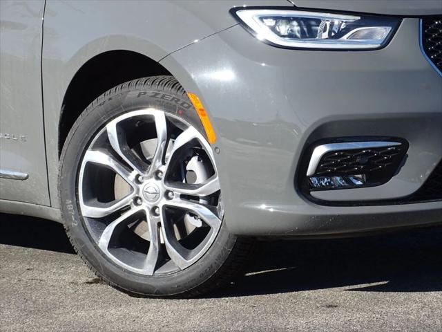 2025 Chrysler Pacifica PACIFICA PINNACLE AWD