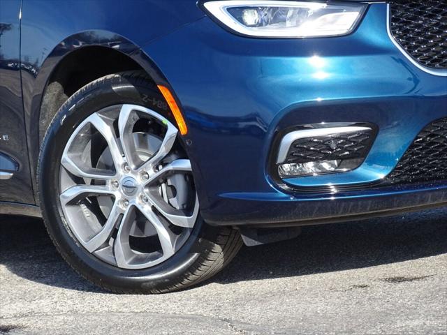 2025 Chrysler Pacifica PACIFICA PINNACLE AWD