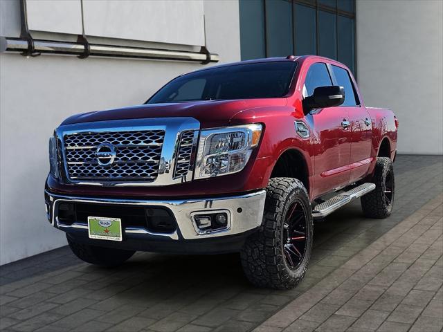 2017 Nissan TITAN SV