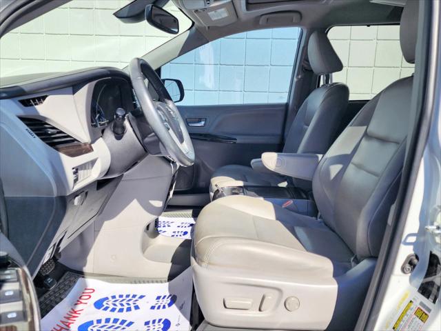 2018 Toyota Sienna XLE 8 Passenger